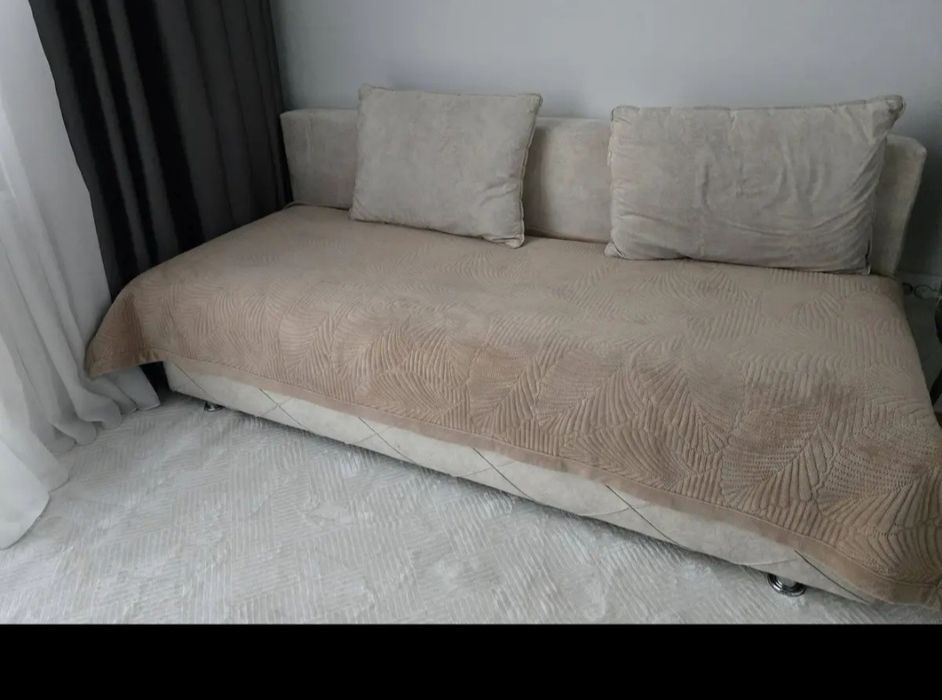 Срочно продам диван
