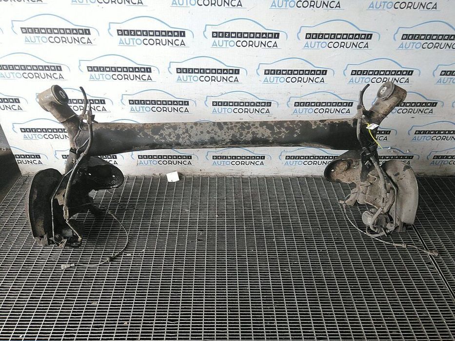 Punte spate Nissan Qashqai J11 1.2 DIG - T Benzina 2013 - 2017 SUV 4 Usi (1243) 4x2