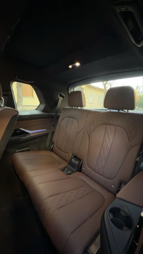 Bmw x7 m paket full bowers wilkins kalonka