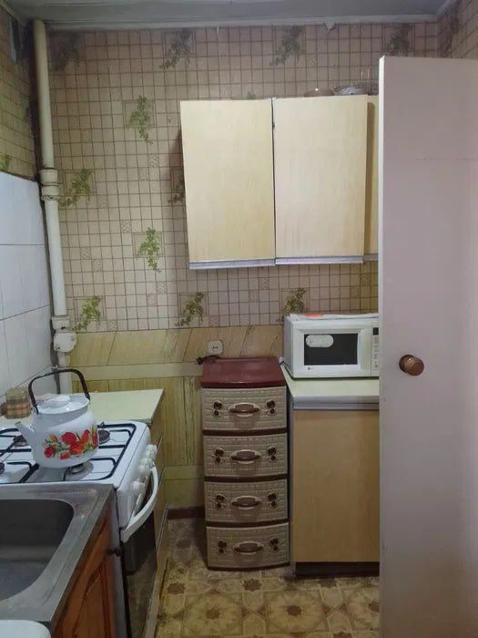 Продаю 2-х комнатнаю квартиру Сергели 4