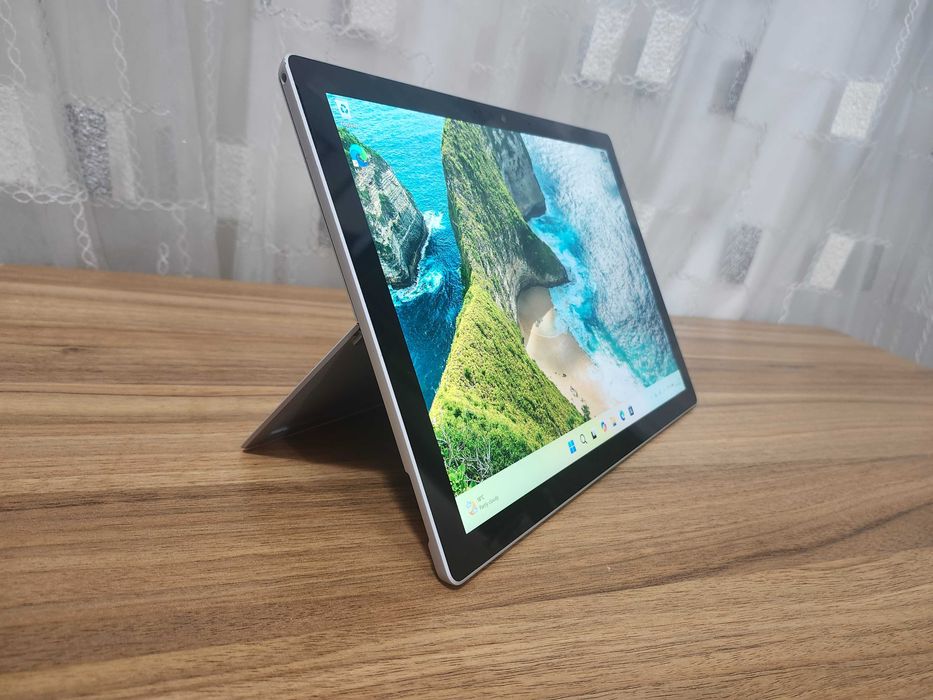 Microsoft Surface Pro 7