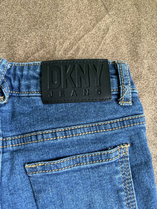 Детски дънки DKNY
