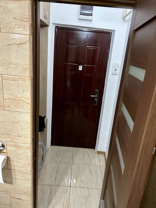 Închiriez garsonieră cartier Obor