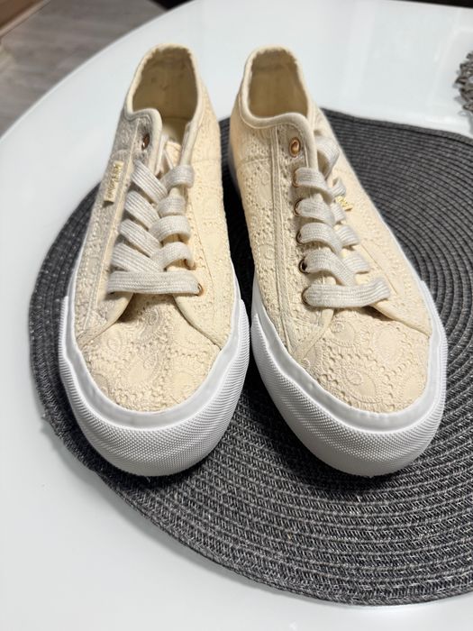 Кецове Lee cooper