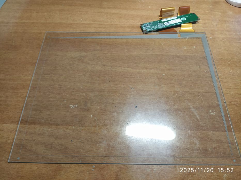 Сенсорное стекло 17