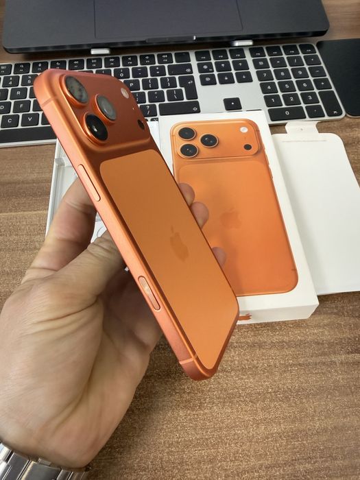 iPhone 17 Pro Max / 512 GB / Garanție 24 luni | Nou - desigilat