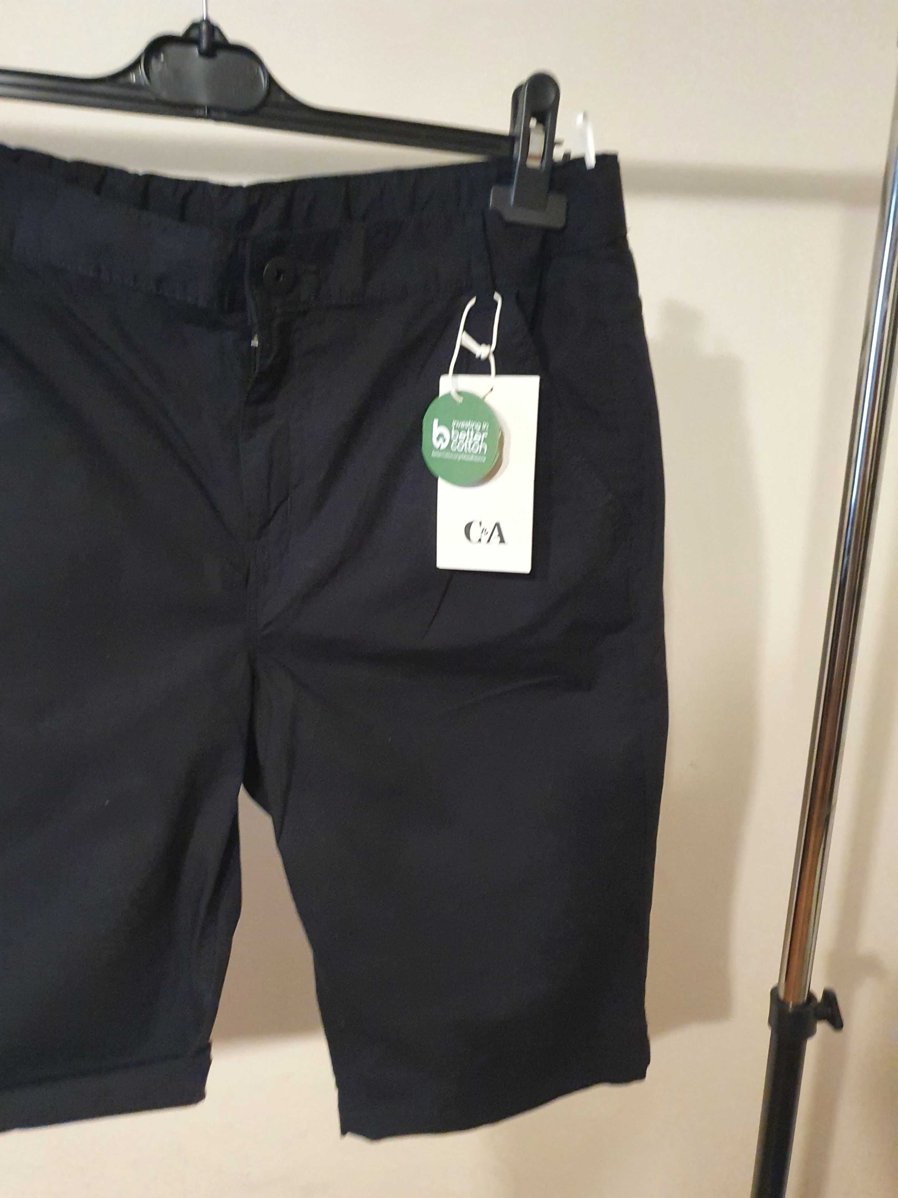 Pantaloni scurti / bermude baieti C&A mar 14+ (182 cm) negri
