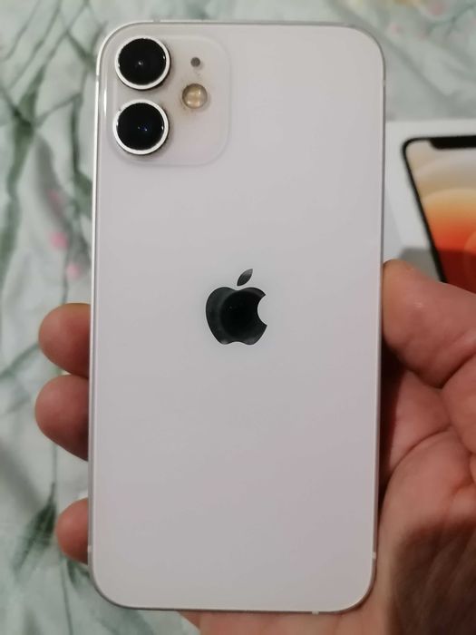 IPhone 12 mini продам