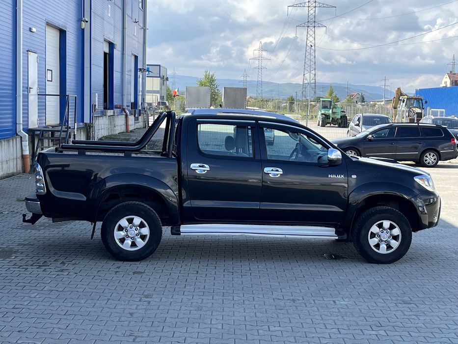 -Toyota Hilux 2.5 120 CP-