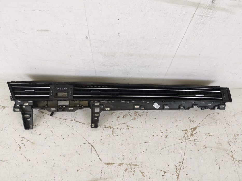 Grila Ventilatie Bord Volkswagen VW  Passat B8 2014 2015 2016 2017 201