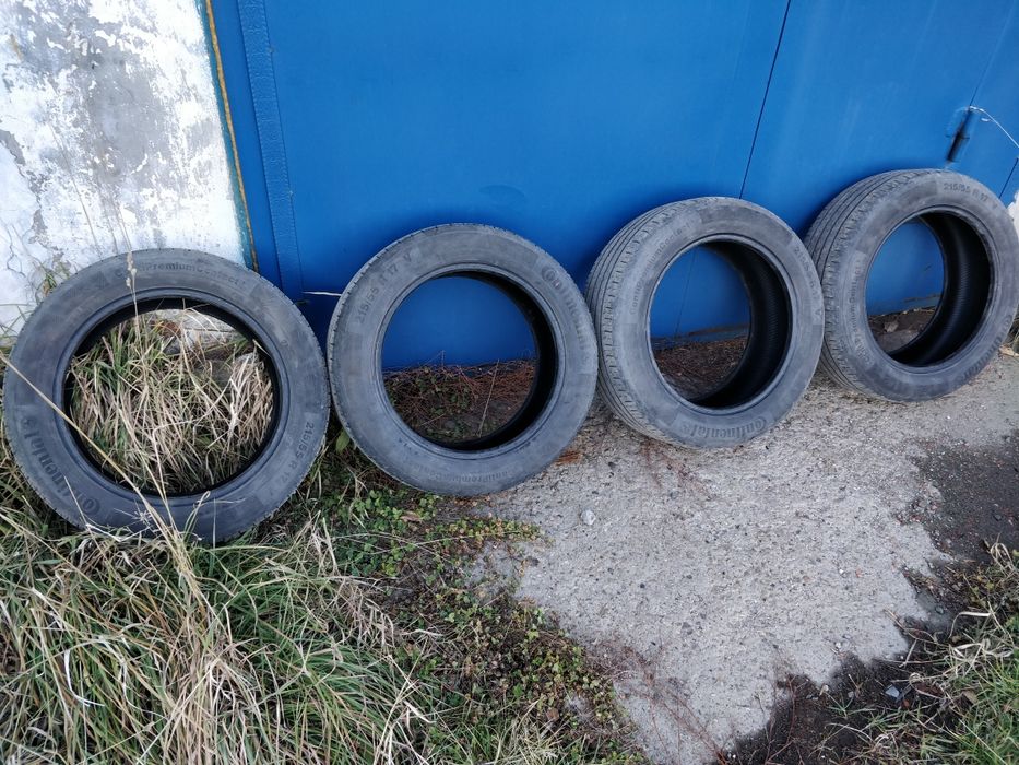 Продам 4 шины Continental ContiPremiumContact 5 215/55 R17 94V