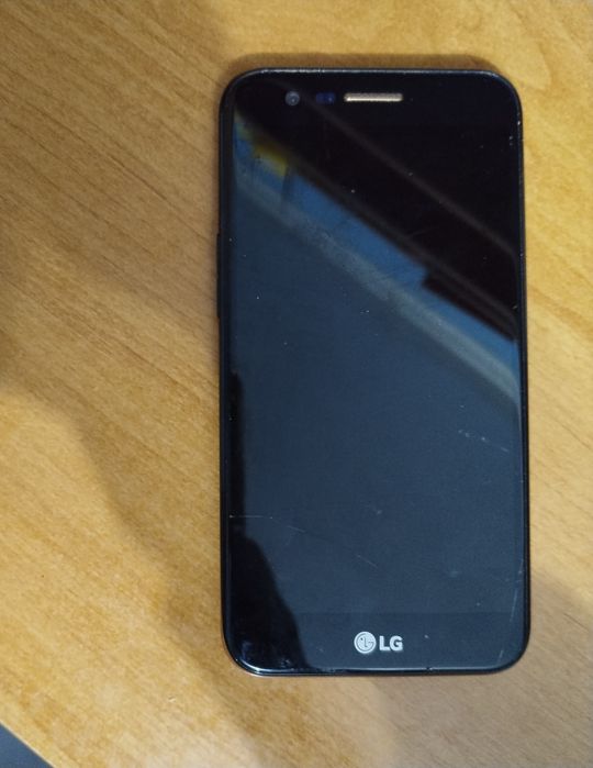 Продам смартфон LG