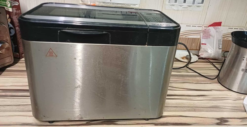Хлебопекарна BM1400E GORENJE
