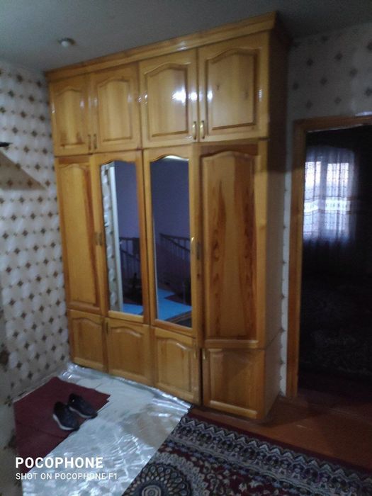 3 xonali uy sotiladi