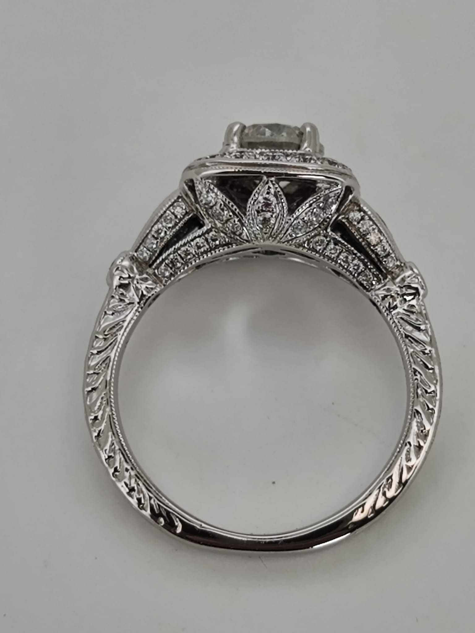 Inel Logodna cu diamante 1ct central