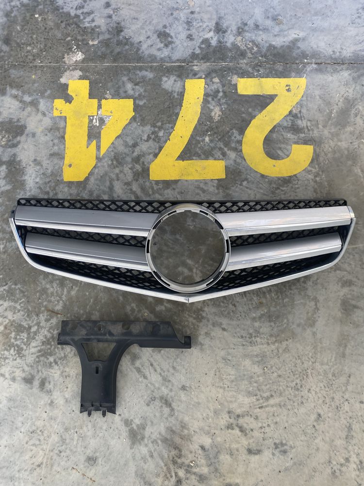 Маска мерцедес е класа купе w207 c207