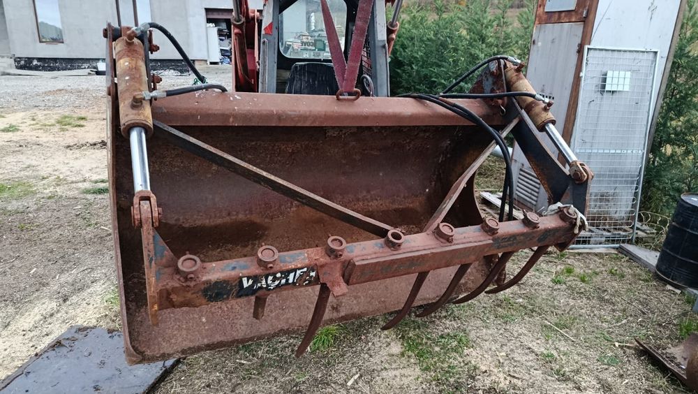 Cupa de gunoi incarcator