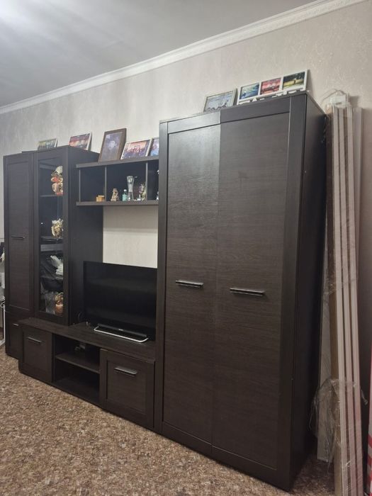 Продаётся стенка