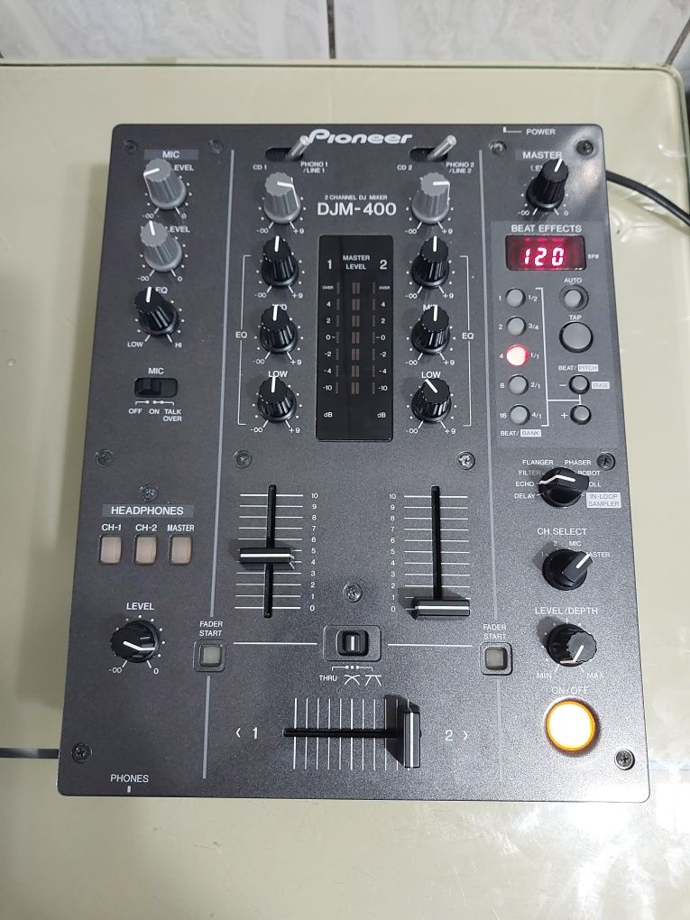 Mixer Pioneer Djm 400 ca Nou Ocazie !