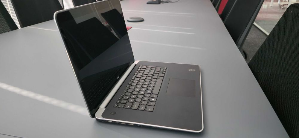 Dell XPS 15 / i7-4712HQ / NVIDIA / 15.6" / 512GB SSD / 16GB RAM