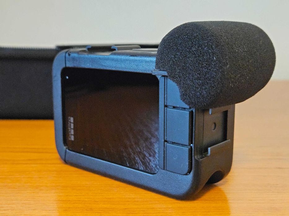 GoPro Hero 12 Black + Media Mod + Pachet de accesorii + Garantie