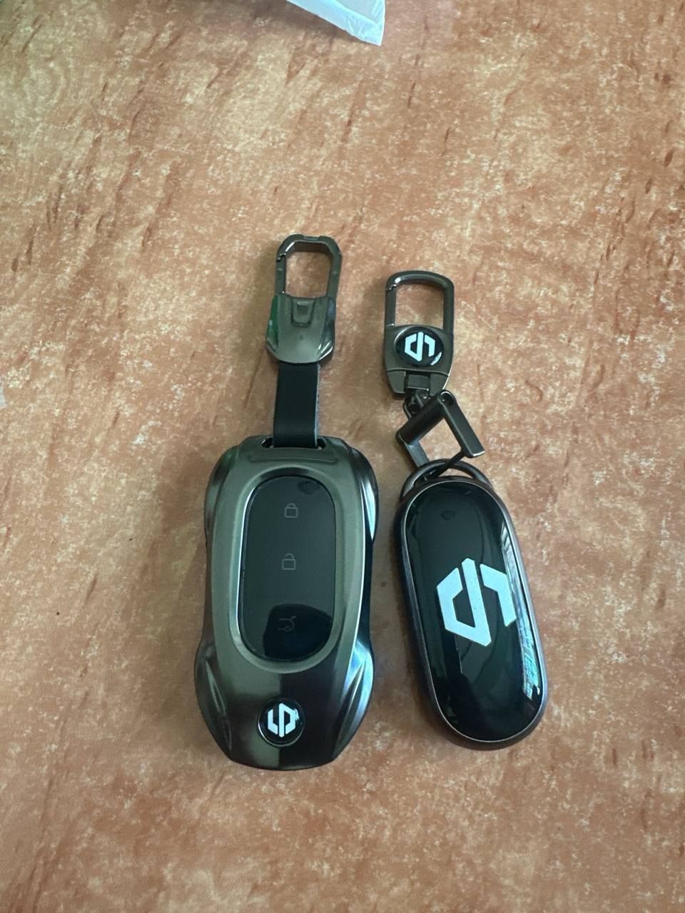 Leapmotor pult chexol