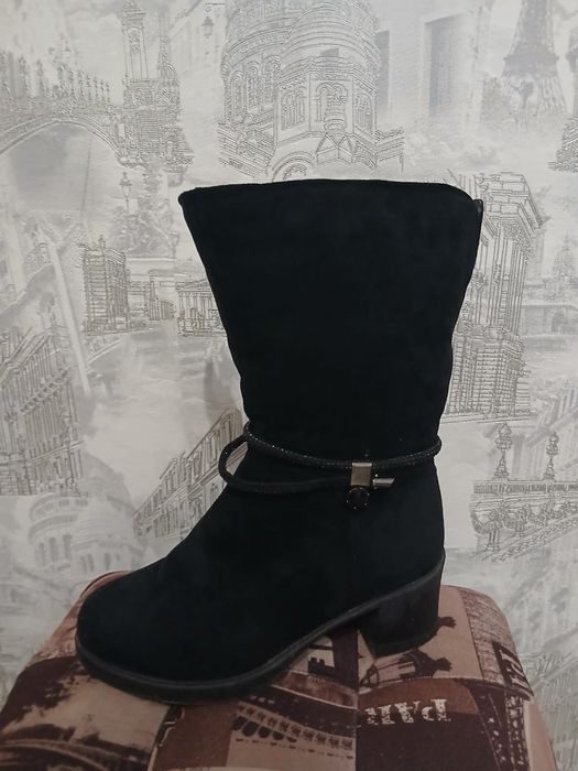 Продам сапоги зимние  в отличном состоянии