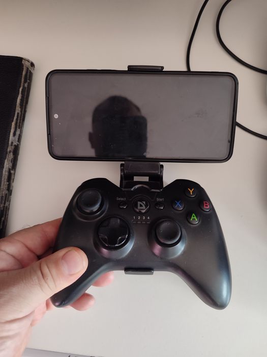 Продам Игровой Джойстик Геймпад ТОРГ