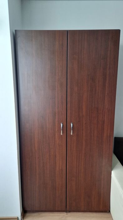 Dulap mare  cu 2 usi