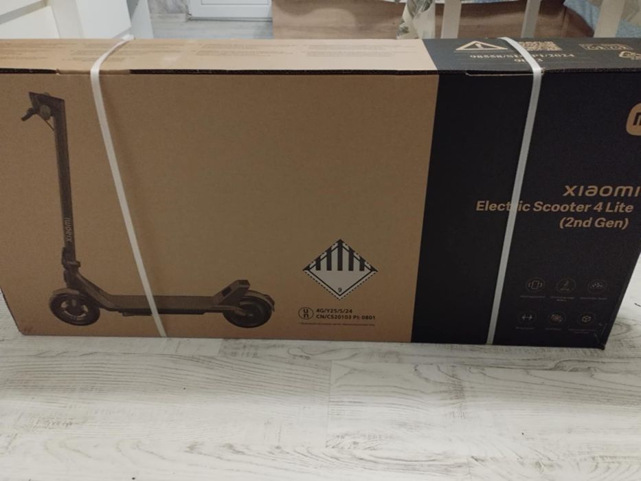 Чисто нова Електрическа тротинетка Xiaomi 4lite (2gen)