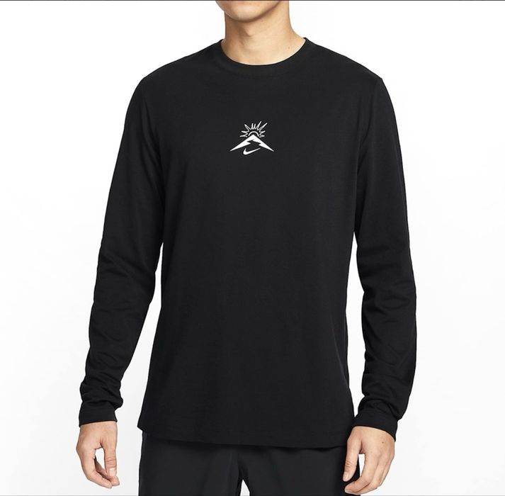 Лонгслив Nike Trail Long-Sleeve Tee