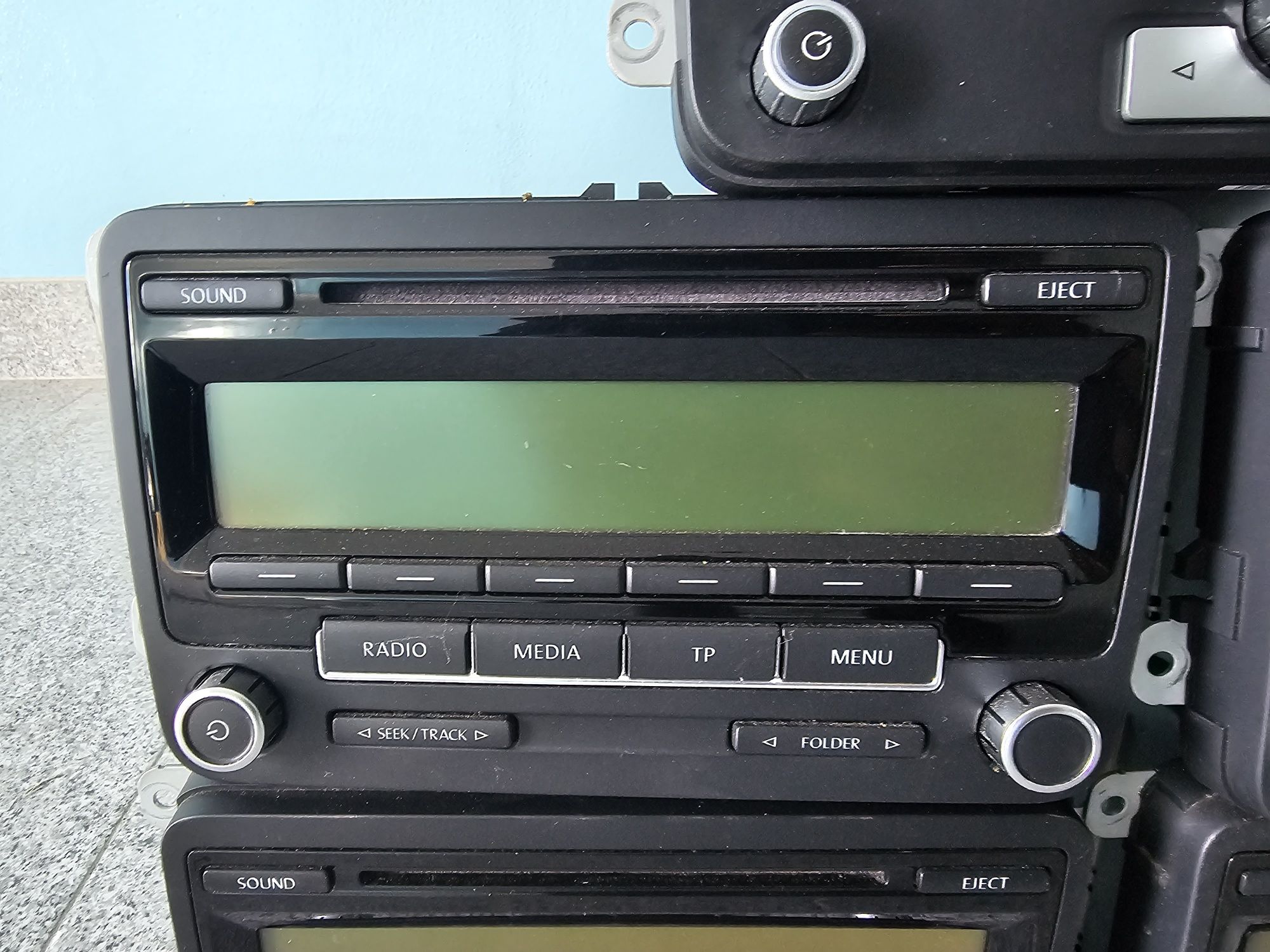 Radio CD Mp3 Casetofon original Volkswagen Tiguan Golf Passat Touran