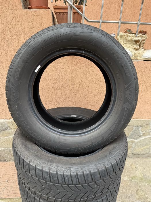 Set 4 Anvelope 235/65R17 GoodYear Ultra Grip Iarna