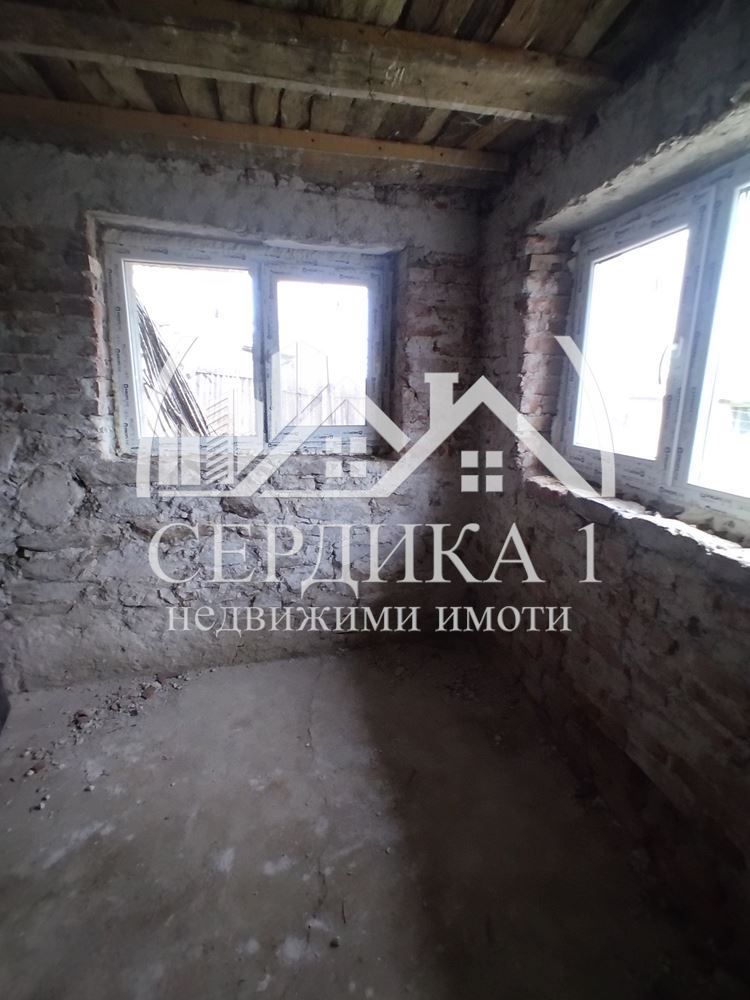 Продава се Къща в с. Граница, Област Кюстендил - 118 кв.м за 754 €/кв.м - Снимка #9