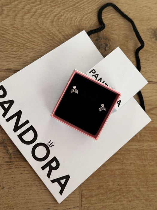 Пандора обеци Pandora
