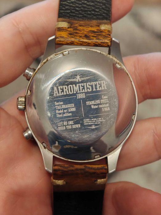 2 броя часовници Casio G Shock и Aeromeister