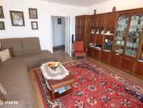 Vand apartament cu 4 camere