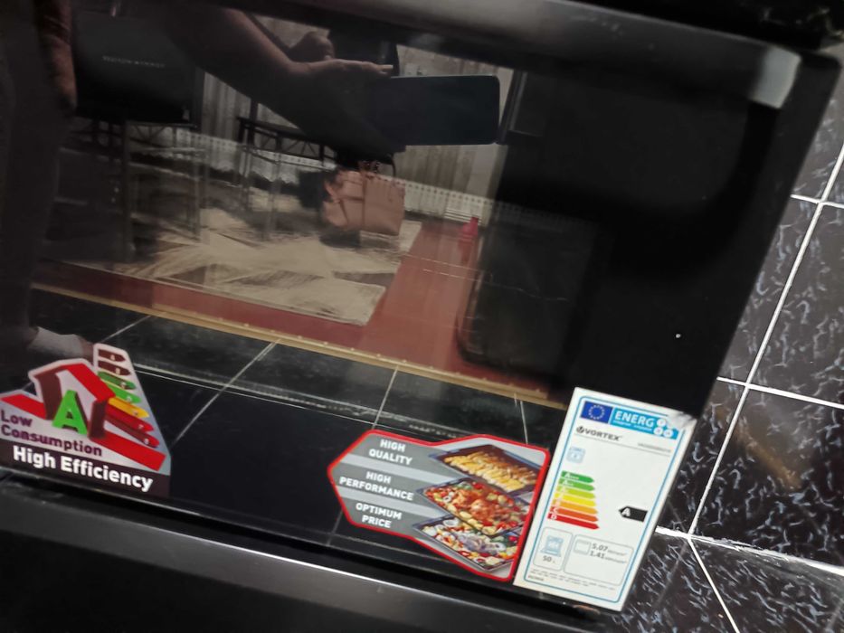 Vând aragaz vortex utilizat 8 luni , în stare foarte bună,49/56.