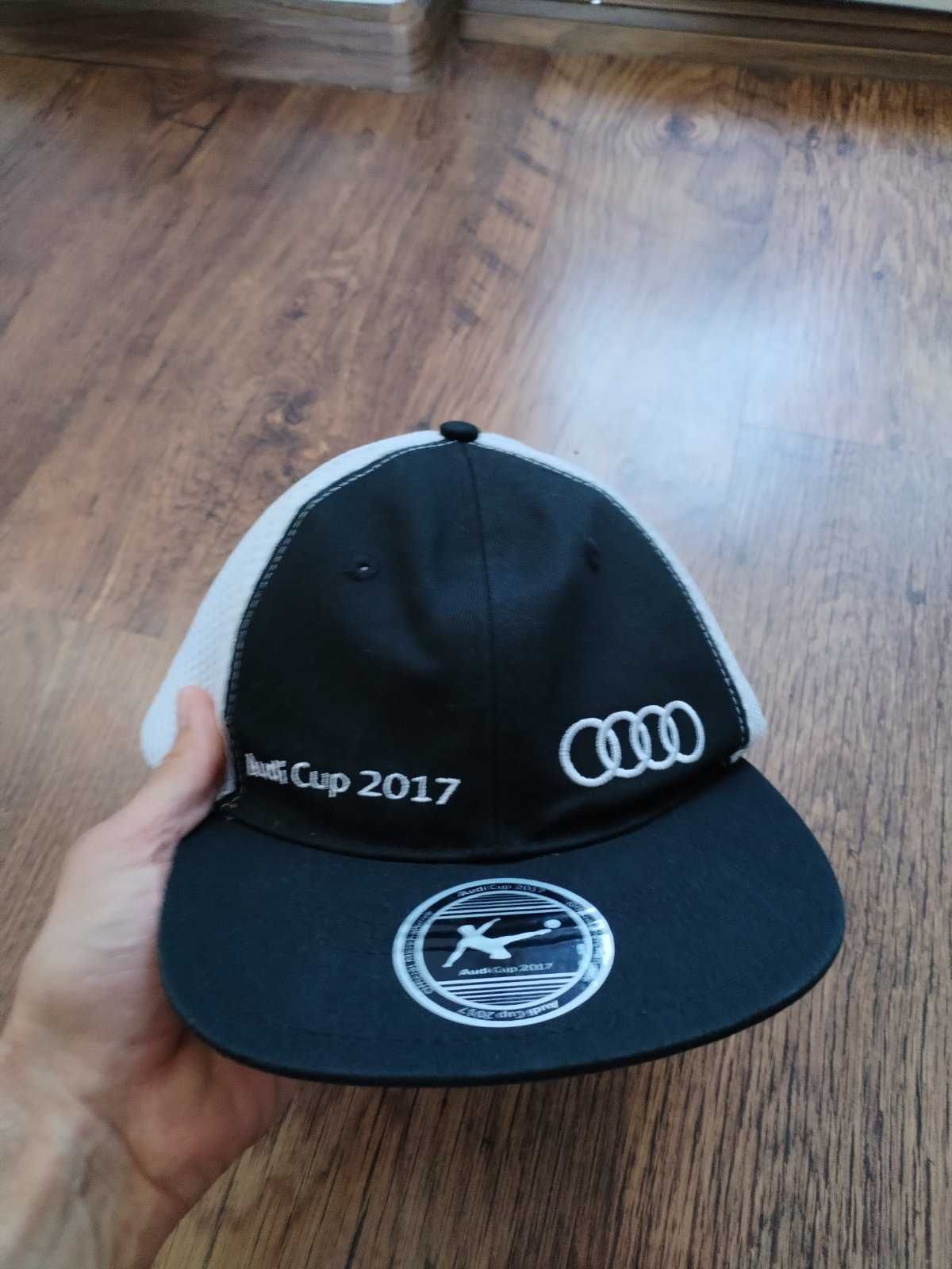 audi cap - страхотна мъжка шапка КАТО НОВА  универсален размер