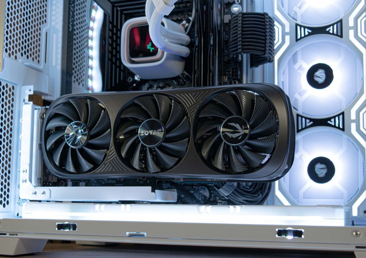 Zotac RTX 4080 16GB 256BIT TRINITY OC