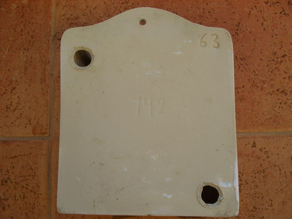 Порцеланови поставки за хартия и за баня, купичка с пате