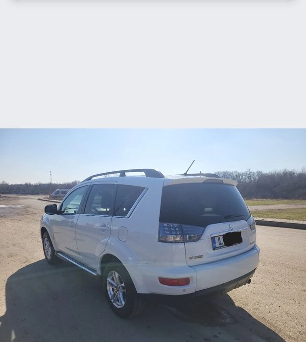 Mitsubishi Outlander 2011 4x4 automat