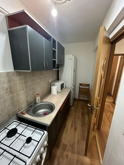 Garsoniera de vanzare