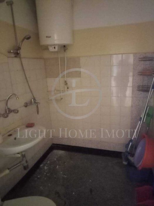 Продава се Двустаен апартамент в Пловдив, Изгрев - 45 кв.м за 1360 €/кв.м - Снимка #4