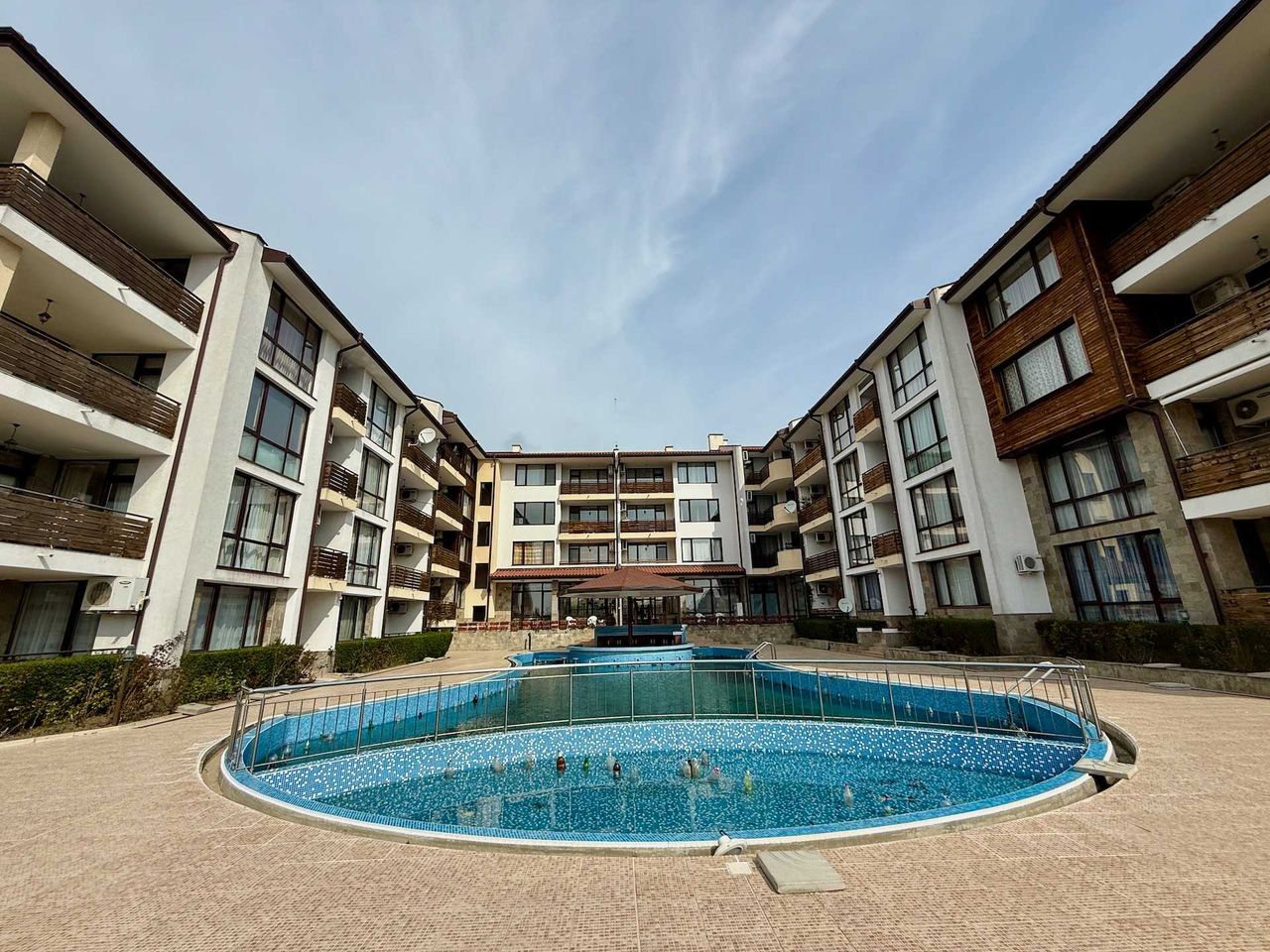 Продава се Двустаен апартамент в Свети Влас - 61 кв.м за 1312 €/кв.м - Снимка #17