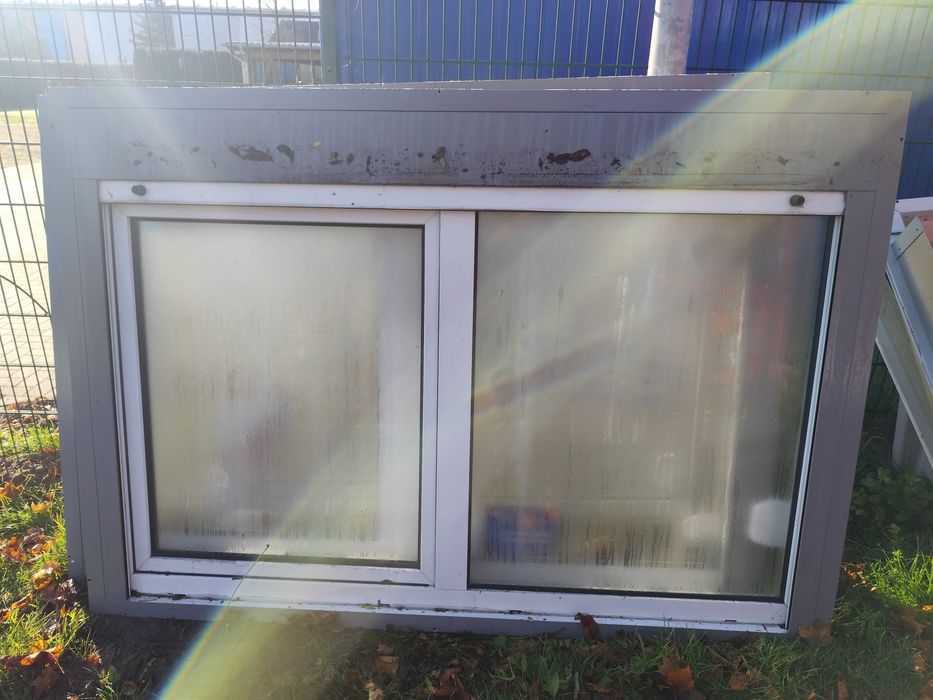 Дограма с външна ролетна щора втора ръка