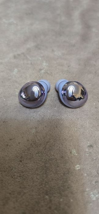Vand casti samsung galaxy buds pro mov