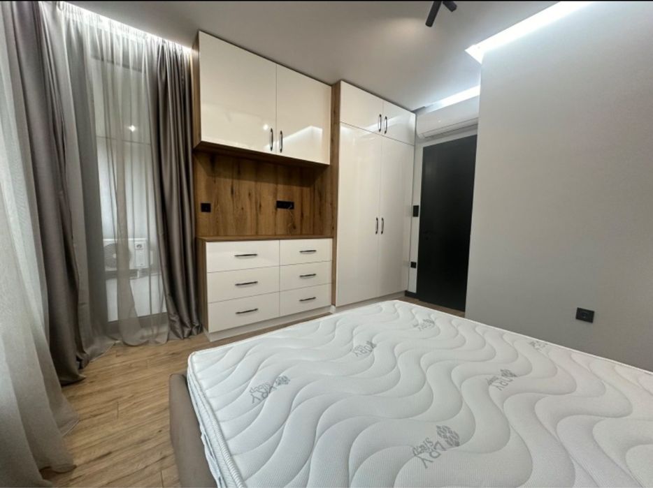 Продава се Двустаен апартамент в София, Манастирски ливади - 65 кв.м за 1693 €/кв.м - Снимка #3