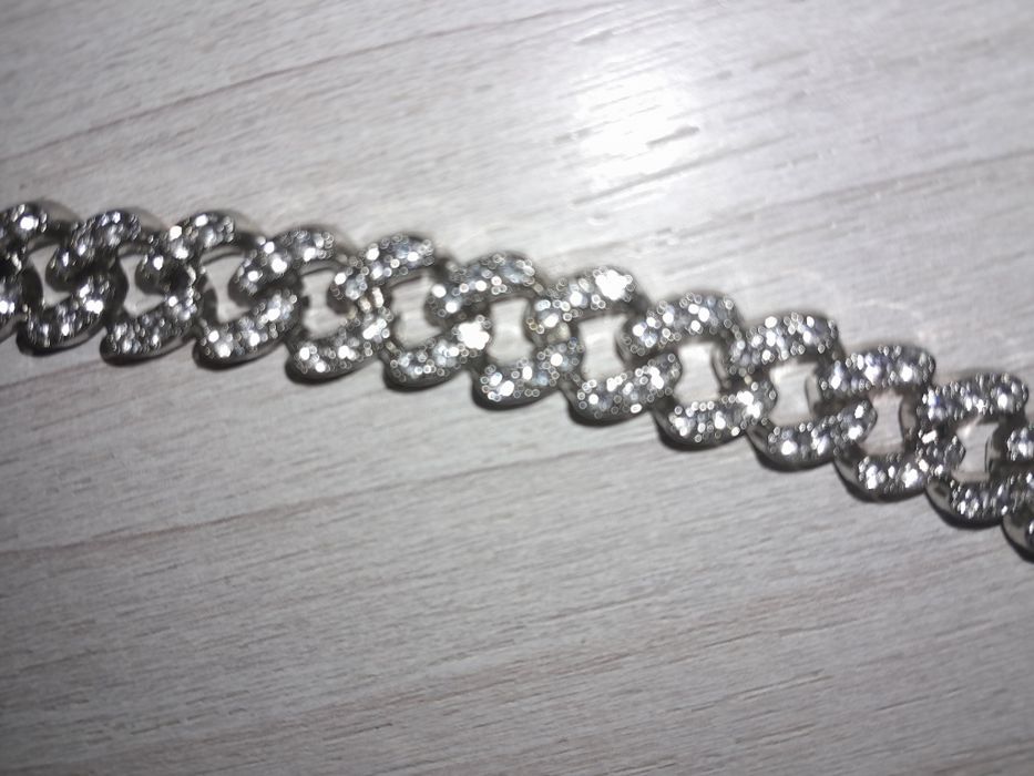 Фианитовая цепь с подвеской