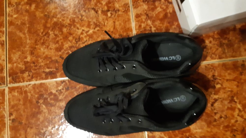 Дамски спортни Обувки